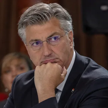 Plenković u Parizu pokazao jasan stav o nuklearnoj energiji: 'Europa kasni'
