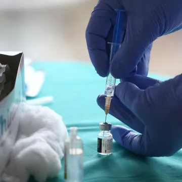 Raste interes za cjepivom protiv bolesti od koje je umrla beba: Nema ga u hrvatskim ljekarnama