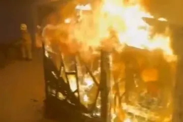 Požar progutao popularni klub u Virovitici: Objavili snimke buktinje