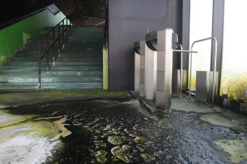 Unutra&scaron;njost Spaladium Arene izgleda kao horor: Plijesan, vlaga, samo &scaron;to &scaron;takori ne hodaju...