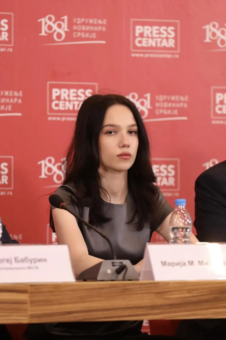 Unuka Slobodana Milo&scaron;evića prvi put u javnosti: Studira u Moskvi, voli modu i uči srpski jezik