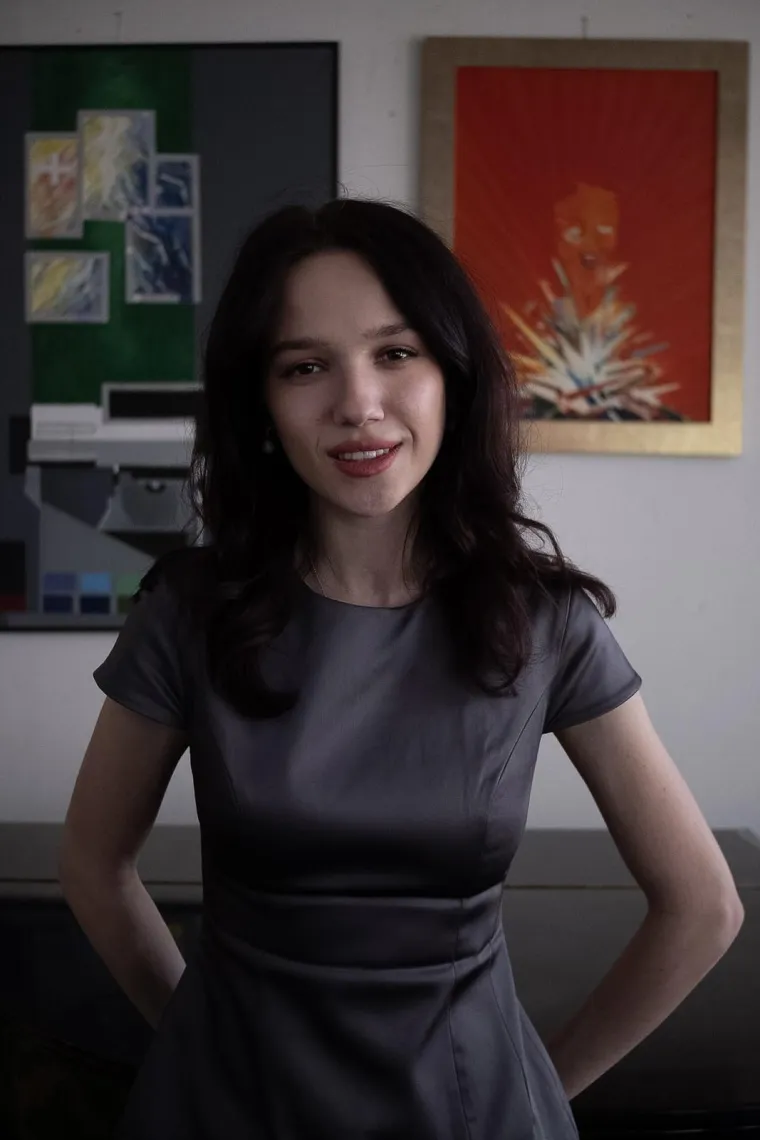 Unuka Slobodana Milo&scaron;evića prvi put u javnosti: Studira u Moskvi, voli modu i uči srpski jezik