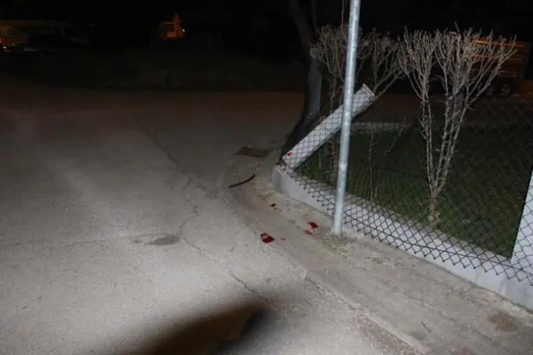 Opet kaos u Dubravi! Mortus pijan se zabio u betonski stup, promila nije manjkalo...