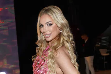 Roditelji okrivili Avu Karabatić za sinovu ocjenu, ona im poručila: 'Predajem kemiju, ne bonton'