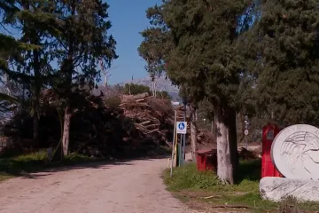 Marjanom umjesto rekreativaca i dalje vladaju bageri: 'Ne znam kad će otvoriti, Splitu to nedostaje'