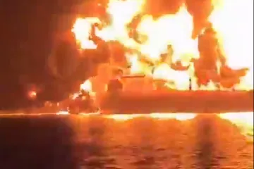 Ogromni plamen gutao tanker u Perzijskom zaljevu: Stižu snimke, Iran pojačao napade