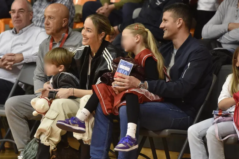 &Scaron;ibenska ljepotica ponovno u centru pažnje: Antonija Sandrić odu&scaron;evila izgledom