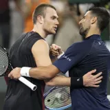 Branitelj naslova zaustavio Đokovića u sjajnom meču od dva i pol sata