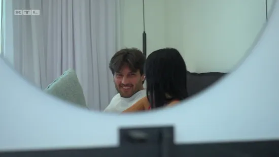 Nakon zajedničke noći s Petrom promijenila mi&scaron;ljenje: Njezinom odnosu s Karlom do&scaron;ao je kraj