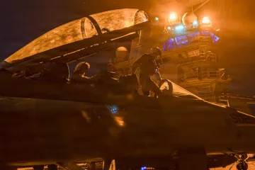 Objavljeni detalji požara na američkom nosaču zrakoplova: Pogođena zgrada u sredi&scaron;tu Bejruta