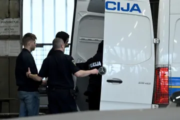 Doznajemo: Određen istražni zatvor za osumnjičene u aferi 'Bankari'