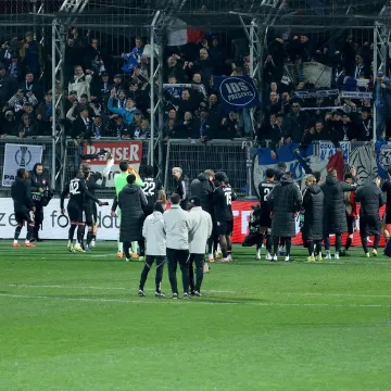 Dva igrača Strasbourga u&scaron;li u sukob nakon Rijeke, suigrači ih razdvajali