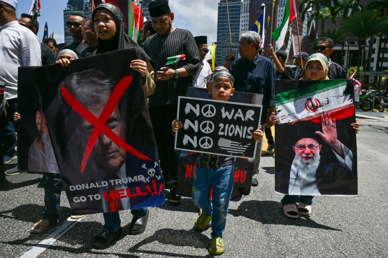 SAD podigao zloglasne B-2 bombardere! 'Ne odlaze samo eliminirati iransku prijetnju...'