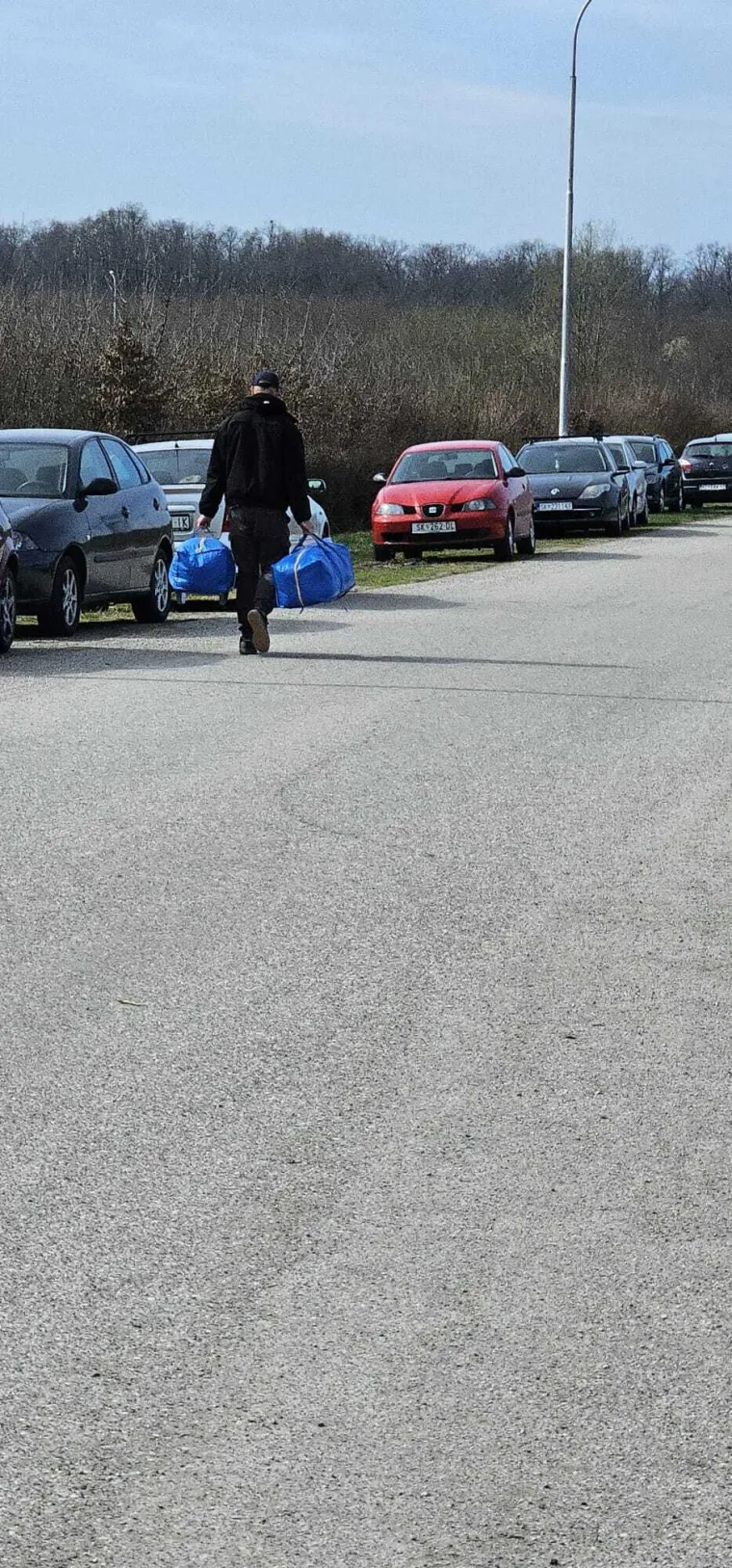 Pogledajte tko je odslužio kaznu! Na&scaron;e kamere snimile trenutak kad je iza&scaron;ao, nosio je dvije vrećice