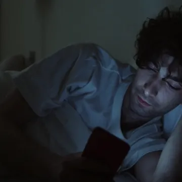 Umorni, ali...: Sve vi&scaron;e Hrvata bori se s nesanicom! Evo kada treba posjetiti liječnika