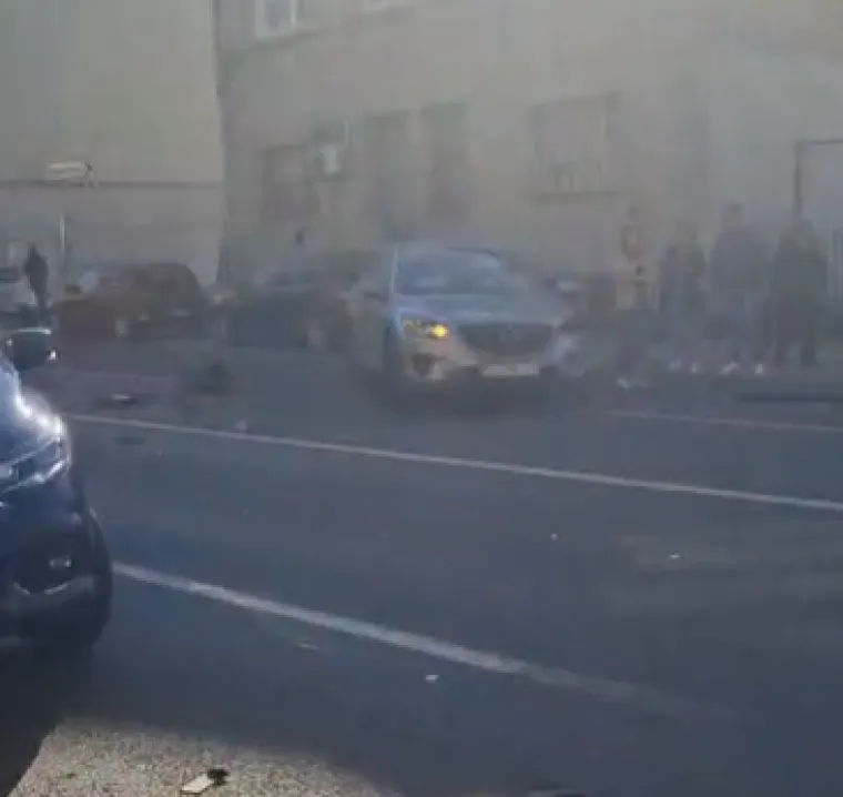 Kaos na Aveniji Bologne, letjeli dijelovi automobila: 'Čula sam bum i sve je stalo'