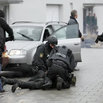 Hrvat pao u velikoj policijskoj akciji u Njemačkoj: Kod sebe imao vojno oružje i drogu