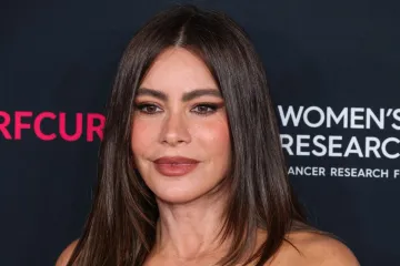 Sofia Vergara kao da je u dvadesetima! Istaknula impresivnu figuru u haljini leopard uzorka