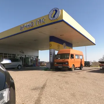 Hrvati po pun spremnik pohrlili u BiH: 'Netko ide na ćevape, netko po meso, netko po gorivo'