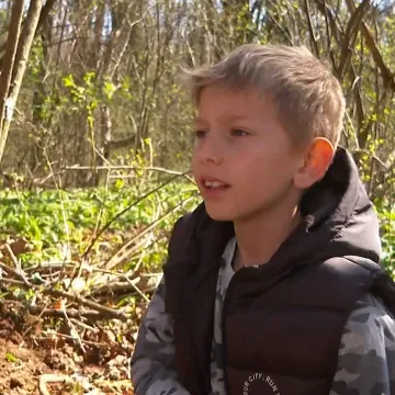 Iz &scaron;ume u samo nekoliko sati izvučeno 20 tona smeća: Reakcija malog volontera sve je rekla