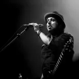 Umro je gitarist Mot&ouml;rheada Phil Campbell. U bendu je bio gotovo od samih početaka