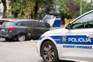 Bizarna nesreća u Lipiku: Vozač zaboravio na jednu stvar pa izazvao kaos