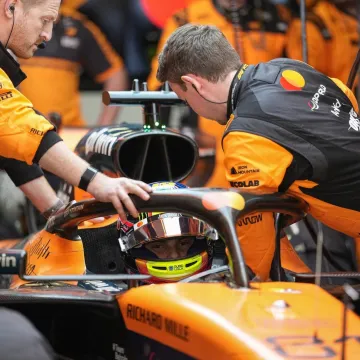 Kaos u McLarenu: Oba bolida otkazala prije starta, ovako ne&scaron;to nisu doživjeli 20 godina!