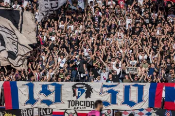 Slavlje na Poljudu: Hajduk pobijedio, a Bilić je sve gledao u dru&scaron;tvu jednog mu&scaron;karca