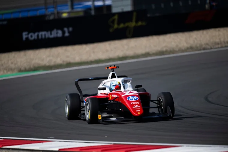 Dvostruko lice &Scaron;angaja: Pobjede za Gademan i Felbermayr na startu sezone