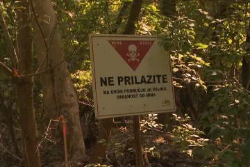 'Ti ore&scaron;, ona te ubije': Uklonjena zadnja mina u Ribniku, ali strah ostaje. Opasnosti se kriju i u kro&scaron;njama?