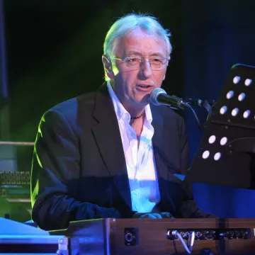 Dirljiv prizor iz Vela Luke: Pogledajte kakav spomenik je dobio Oliver Dragojević