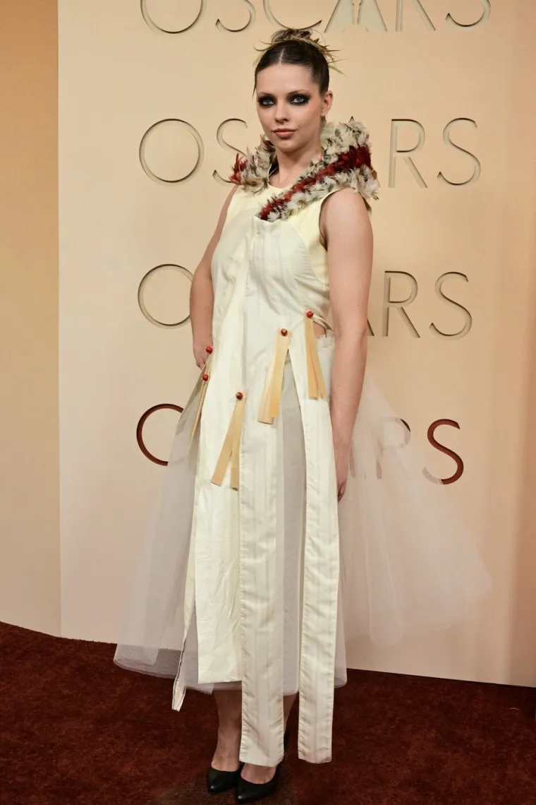 Oscari jo&scaron; nisu ni počeli, a mi smo već prona&scaron;li outfit koji konkurira u rubrici najbizarnijih