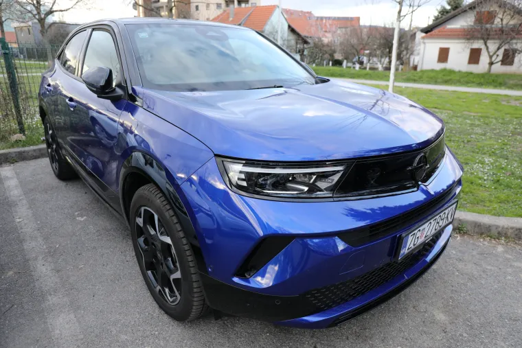 Isprobali smo mali gradski SUV: U ovaj automobil se ba&scaron; lako zaljubiti