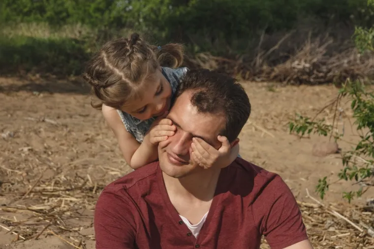 Najbolji očevi rađaju se u ova četiri horoskopska znaka: Oni su najveći učitelji i za&scaron;titnici