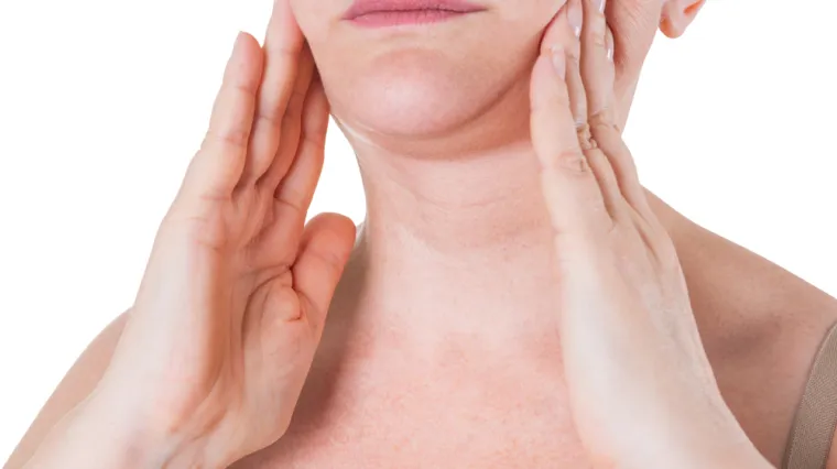 Ovo je jedan od prvih znakova starenja. Dermatologinja: 'Nema čudesnog rje&scaron;enja'