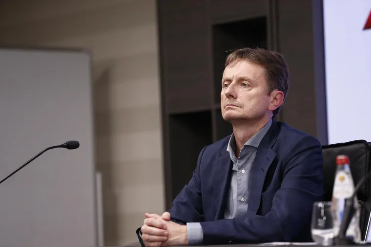 Vučićev kum divljački napao Bulja u prijenosu uživo: 'Ovo poručujem tom usta&scaron;kom govedu'