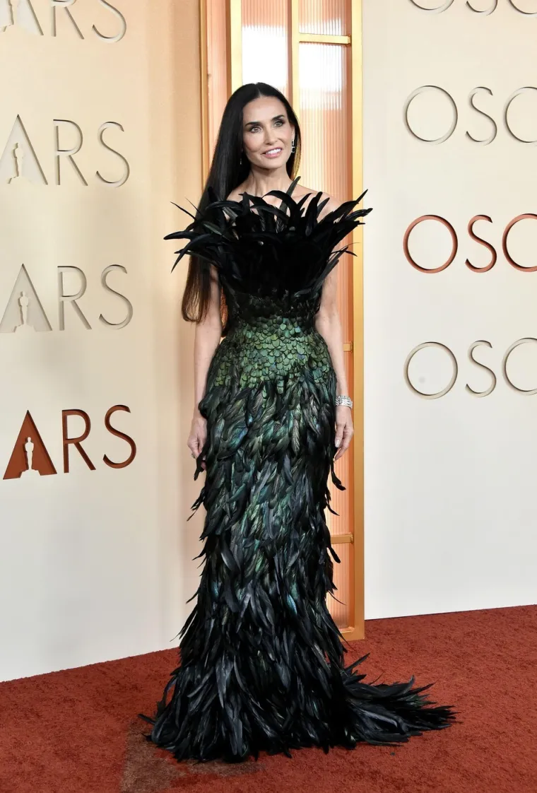 Nenad Korkut izabrao najbolje s crvenog tepiha: Ovo su Top 3 haljine Oscara 2026.