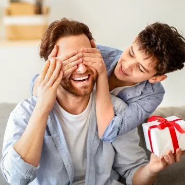 Ne znate &scaron;to pokloniti tati za Dan očeva? Horoskop otkriva ideje s kojima nećete pogrije&scaron;iti