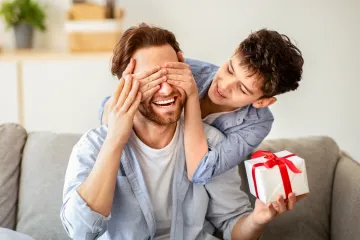 Ne znate &scaron;to pokloniti tati za Dan očeva? Horoskop otkriva ideje s kojima nećete pogrije&scaron;iti