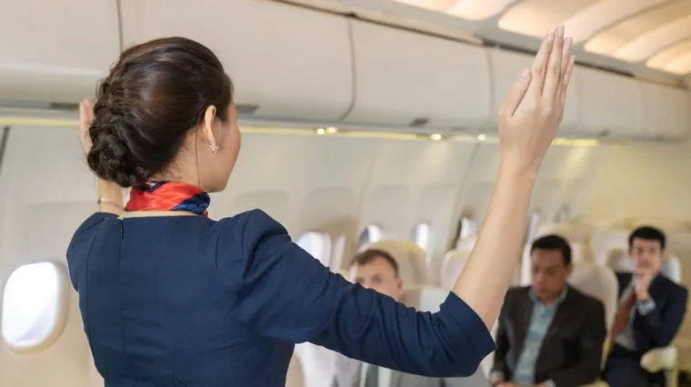 Stjuardesa otkrila koju odjeću koju nikad ne bi nosila u avionu: 'Užasno prljavo'