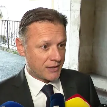 Milanović počinio izdaju? Jandroković upozorio: 'Svjedoci smo velikog rata!'