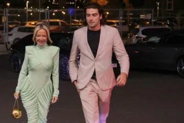 &Scaron;ime Elez otkrio kakva je Maja &Scaron;uput kad se ugase reflektori i počne pravi provod