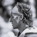 Biv&scaron;i igrač američkog nogometa pobijedio te&scaron;ku bolest, pa tragično stradao u nesreći