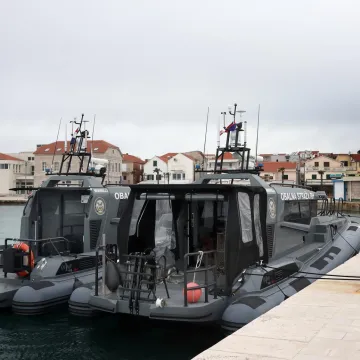 Rije&scaron;ena trakavica oko vlasni&scaron;tva brodova: MORH upisao Karlobag, Opatiju i Skradin