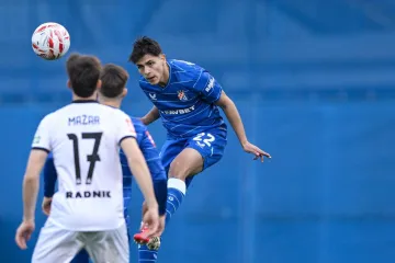 Dinamo je dobio jedanaesterac protiv Slavena: Evo &scaron;to o toj odluci kaže Layec