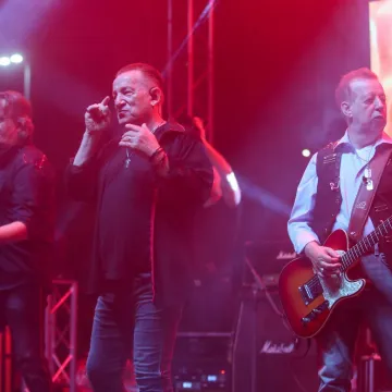 [KVIZ] Samo najveći fanovi mogu nastaviti stihove pjesama Prljavog kazali&scaron;ta