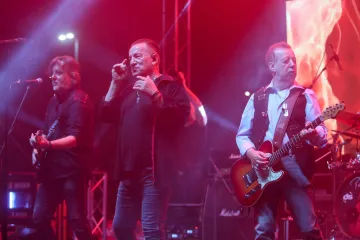 [KVIZ] Samo najveći fanovi mogu nastaviti stihove pjesama Prljavog kazali&scaron;ta