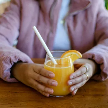 Nutricionisti upozoravaju: Ako pijete svaki dan sok od naranče riskirate negativne posljedice