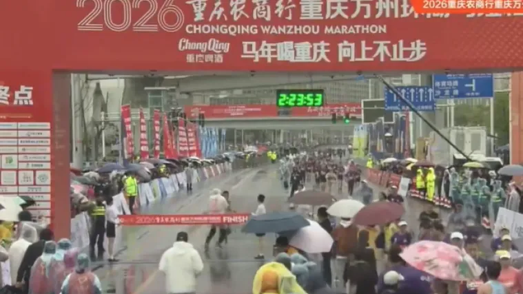 Bizarno: Sudac spriječio pobjednika utrke da prijeđe ciljnu liniju