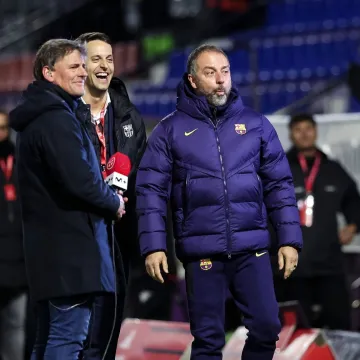 Hansi Flick &scaron;okirao odgovorom na pitanje o novom ugovoru, stigao je i epilog